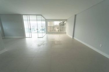 Apartamento &agrave; venda - Meia Praia