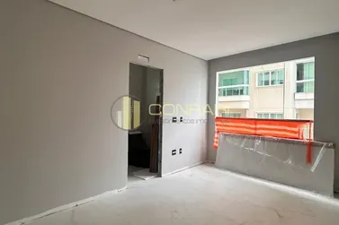 Apartamento &agrave; venda - 132m&sup2; - MEIA PRAIA