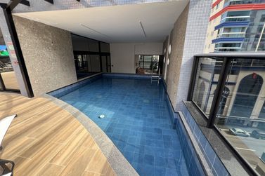 Apartamento &agrave; venda - 206m&sup2; - Meia Praia