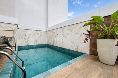 Apartamento &agrave; venda - 220m&sup2; - Centro