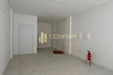 Sala Comercial para alugar - 60m&sup2; - meia praia