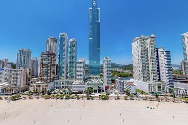 Apartamento &agrave; venda - 217m&sup2; - Barra Sul