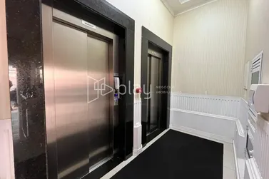 Apartamento &agrave; venda - 150m&sup2; - Meia Praia