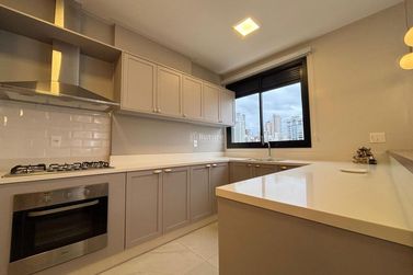 Apartamento &agrave; venda - 157m&sup2; - 