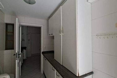 Apartamento para alugar - 124m&sup2; - Centro