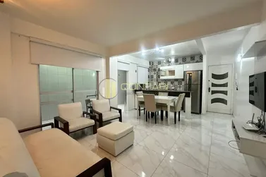 Apartamento &agrave; venda - 84m&sup2; - Meia Praia