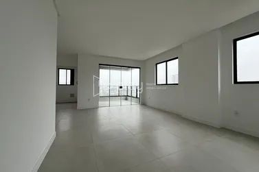 Apartamento &agrave; venda - 87m&sup2; - Pereque