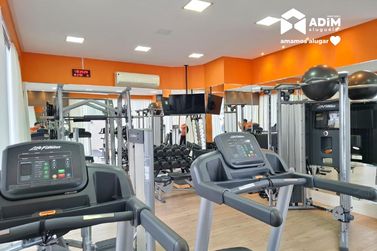 Apartamento para alugar - 127m&sup2; - Meia Praia