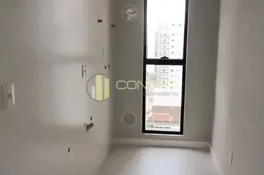 Apartamento &agrave; venda - 135m&sup2; - Centro