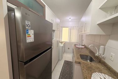 Apartamento &agrave; venda - 102m&sup2; - Meia Praia