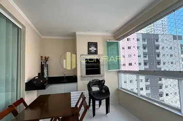 Apartamento &agrave; venda - 167m&sup2; - Meia Praia