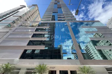 Apartamento &agrave; venda - 190m&sup2; - Meia Praia