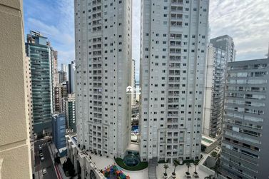 Apartamento para alugar - 131m&sup2; - Centro