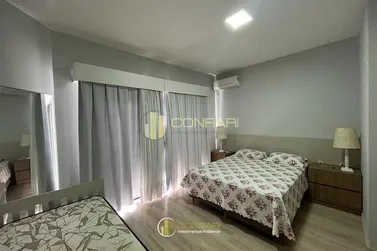 Apartamento &agrave; venda - 186m&sup2; - Meia Praia