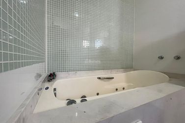 Apartamento &agrave; venda - 132m&sup2; - 