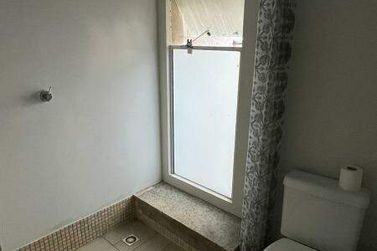 Apartamento para alugar - 160m&sup2; - Meia Praia
