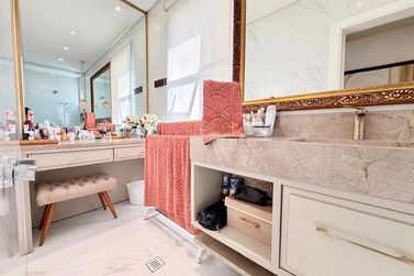 Apartamento &agrave; venda - 170m&sup2; - Centro