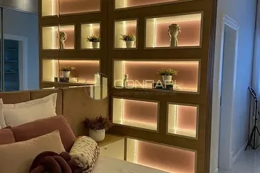 Apartamento &agrave; venda - 190m&sup2; - Meia Praia