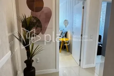 Apartamento &agrave; venda - 158m&sup2; - Meia Praia