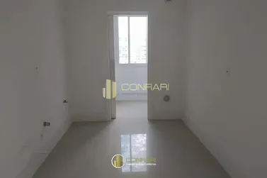 Apartamento &agrave; venda - 140m&sup2; - Centro