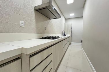 Apartamento &agrave; venda - 273m&sup2; - Meia Praia