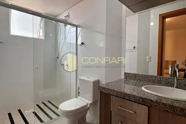 Apartamento &agrave; venda - 212m&sup2; - Meia praia