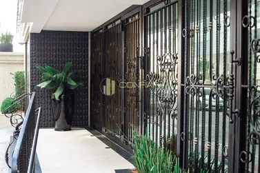 Apartamento &agrave; venda - 140m&sup2; - Meia Praia