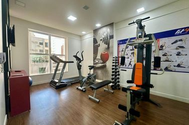 Apartamento &agrave; venda - 137m&sup2; - Meia Praia