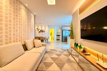 Apartamento &agrave; venda - 160m&sup2; - Meia Praia