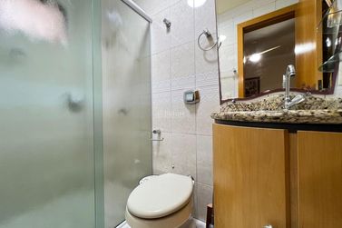Apartamento &agrave; venda - 146m&sup2; - Meia Praia
