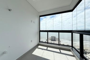 Apartamento &agrave; venda - Meia Praia