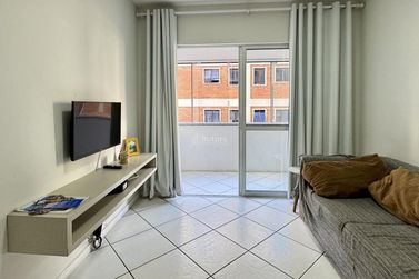 Apartamento &agrave; venda - 80m&sup2; - Centro