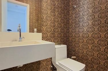 Apartamento para alugar - 135m&sup2; - Meia Praia