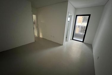 Apartamento &agrave; venda - 84m&sup2; - Bal. Perequ&ecirc;