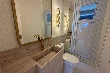 Apartamento &agrave; venda - Meia Praia