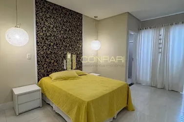 Casa &agrave; venda - 340m&sup2; - Meia Praia