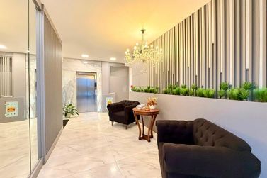 Apartamento &agrave; venda - 120m&sup2; - Meia Praia