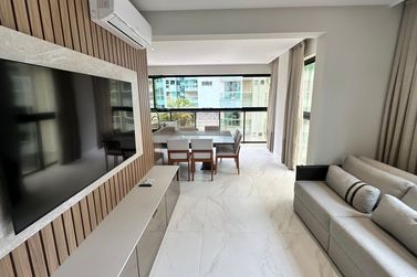 Apartamento &agrave; venda - 95m&sup2; - Meia Praia