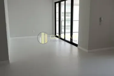Apartamento &agrave; venda - 135m&sup2; - Centro