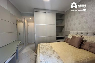 Apartamento para alugar - 126m&sup2; - Centro