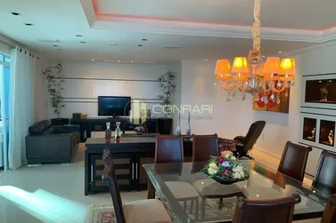 Apartamento &agrave; venda - 206m&sup2; - Meia Praia