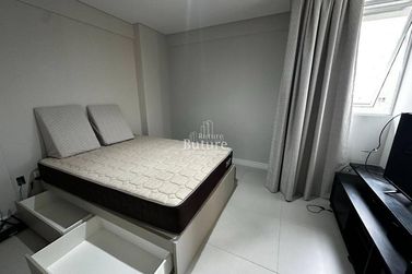 Apartamento &agrave; venda - Meia Praia