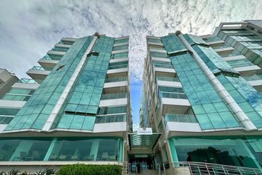 Apartamento &agrave; venda - 161m&sup2; - Centro