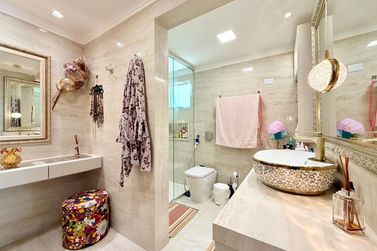Apartamento &agrave; venda - 176m&sup2; - Meia Praia