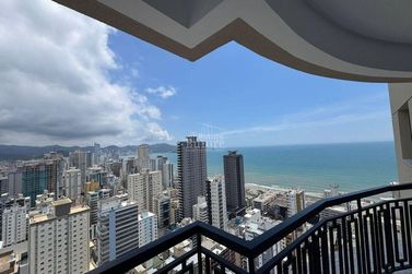 Apartamento &agrave; venda - Meia Praia