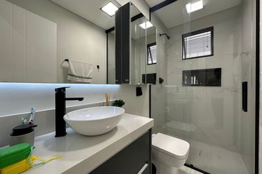 Apartamento &agrave; venda - 85m&sup2; - Meia Praia