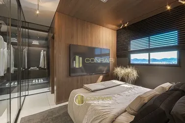 Apartamento &agrave; venda - 152m&sup2; - Meia Praia