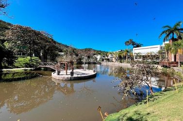 Terreno &agrave; venda - 871m&sup2; - Regi&atilde;o das Praias
