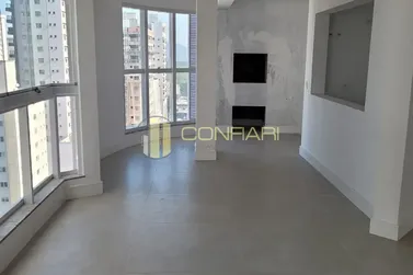Apartamento &agrave; venda - 149m&sup2; - meia praia