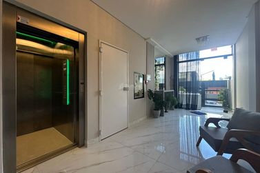 Apartamento &agrave; venda - 95m&sup2; - Meia Praia